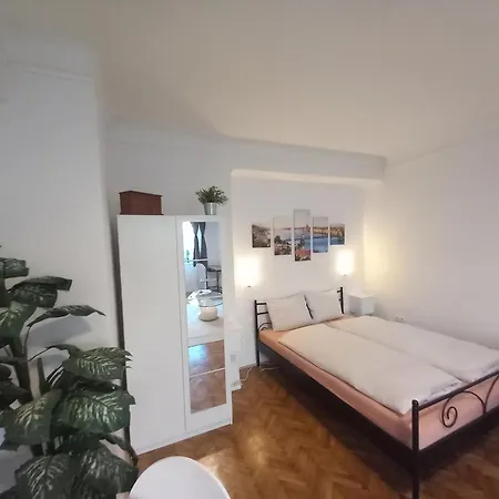 Apartman A+ *